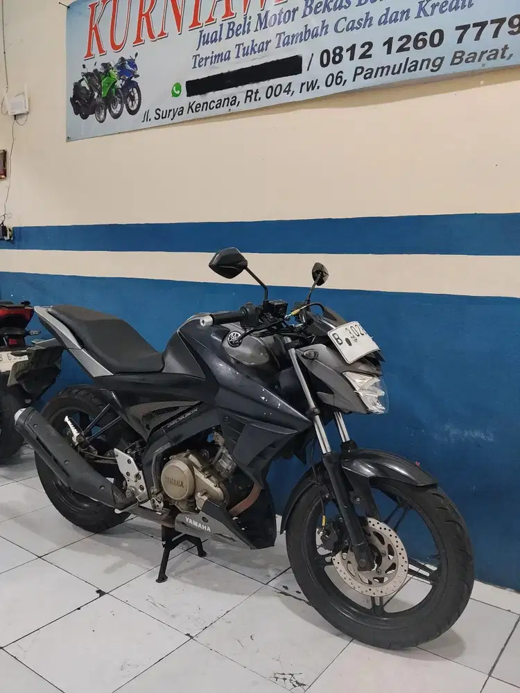 DIJUAL CEPAT YAMAHA VIXION ALL NEW 2017 SUPER MULUS