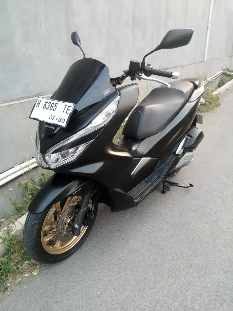 Honda PCX 150 2020 hitam