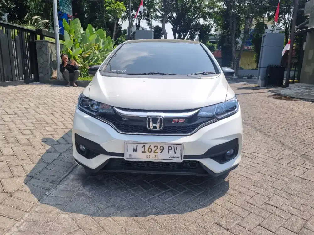HONDA NEW JAZZ 1.5 RS GK5 A/T 2014