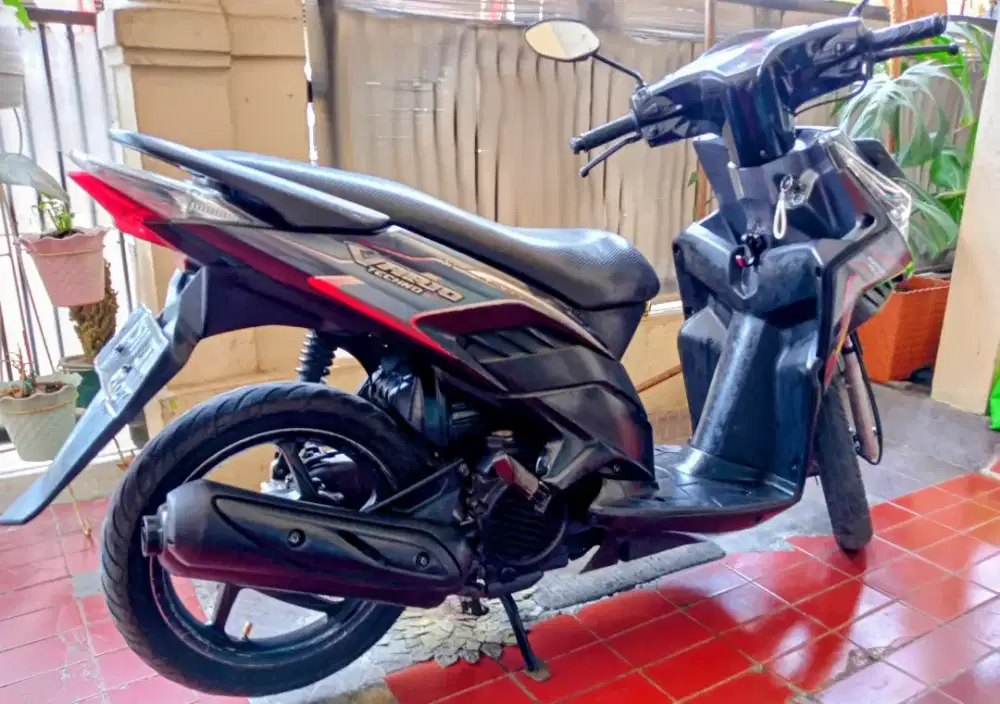 Honda Vario Techno 2010 Hitam Silver ori mulus siap pakai