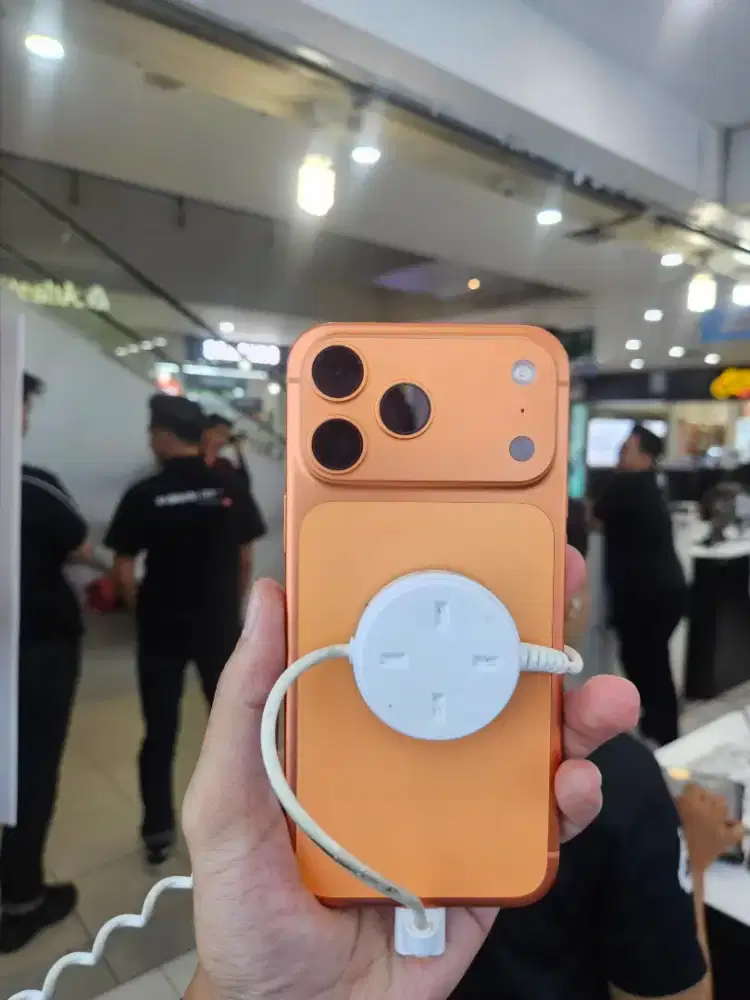IPHONE 17 PRO 256GB GARANSI RESMI INDONESIA