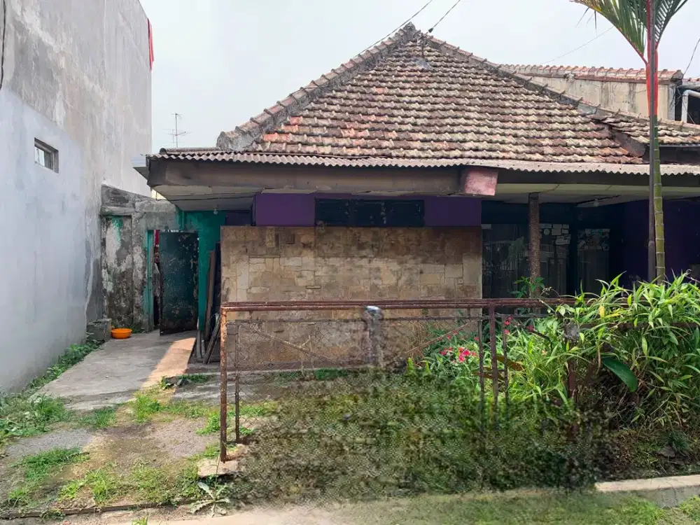 TURUN HARGA! DIJUAL MURAH RUMAH HITUNG TANAH DALAM KOMPLEK SAYAP LODAYA TURANGGA