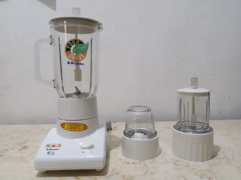 Blender Miyako 3 in 1 tipe BL-102-GS