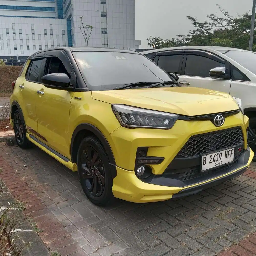 Toyota RAIZE 1.0 GR SPORT AT 2022 KUNING