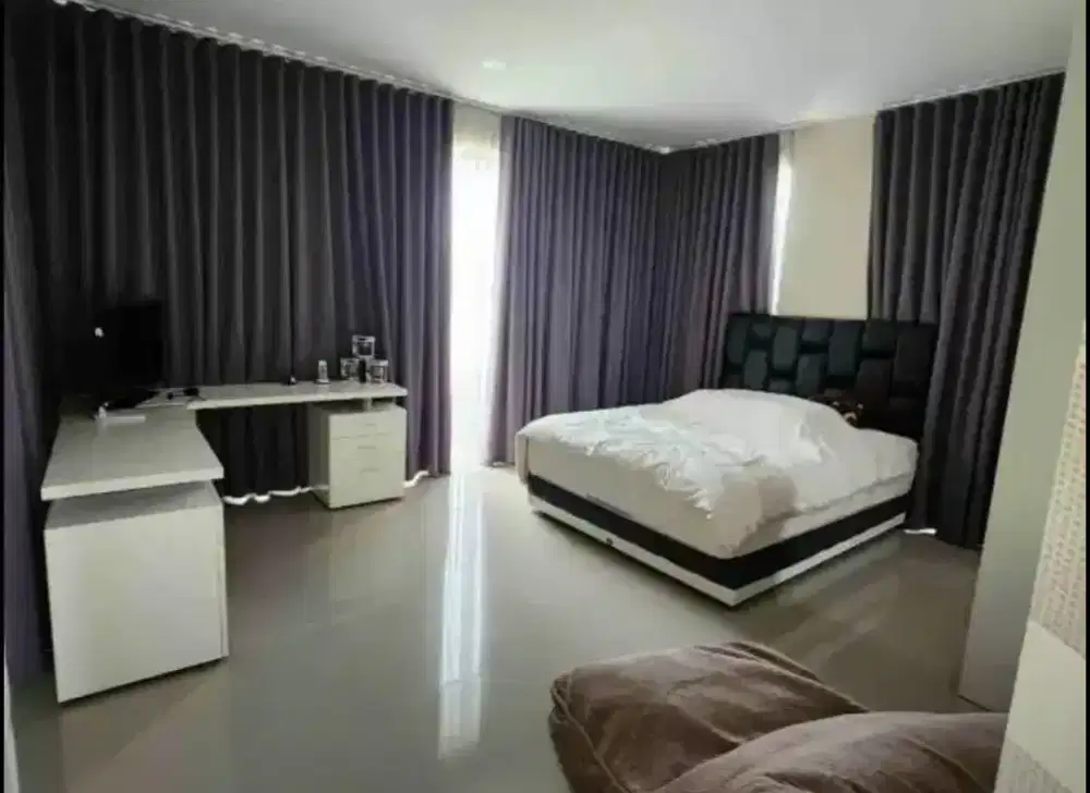 Rumah dijual mewah 2 lantai citragrand BU siap huni