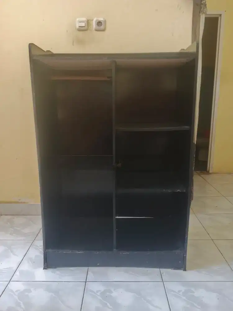 Lemari Baju Pakaian 2 Pintu Kayu