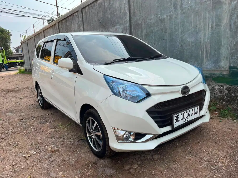 SIGRA 1.200CC MATIC PUTIH