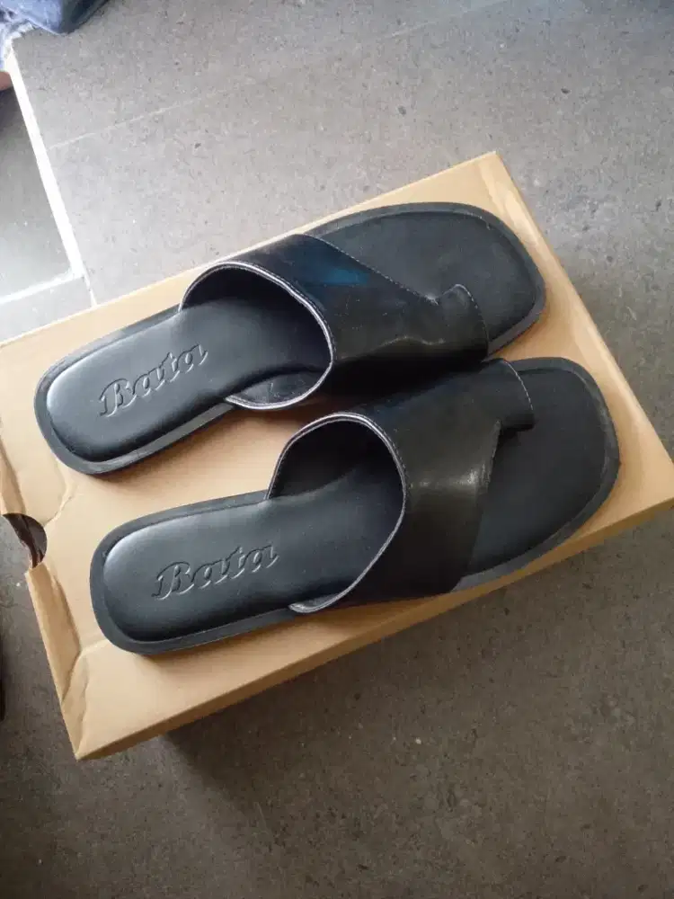 Sandal wanita Bata