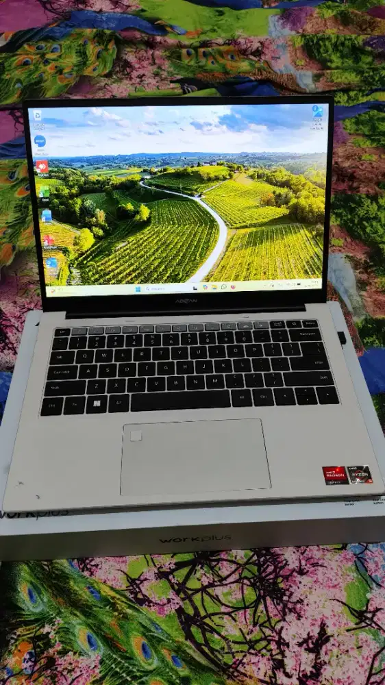 Advan Workplus 16GB/1TB