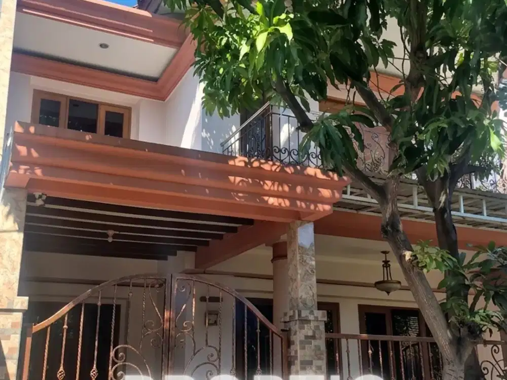 Rumah 2 Lantai Wonocolo Surabaya - RM277APD