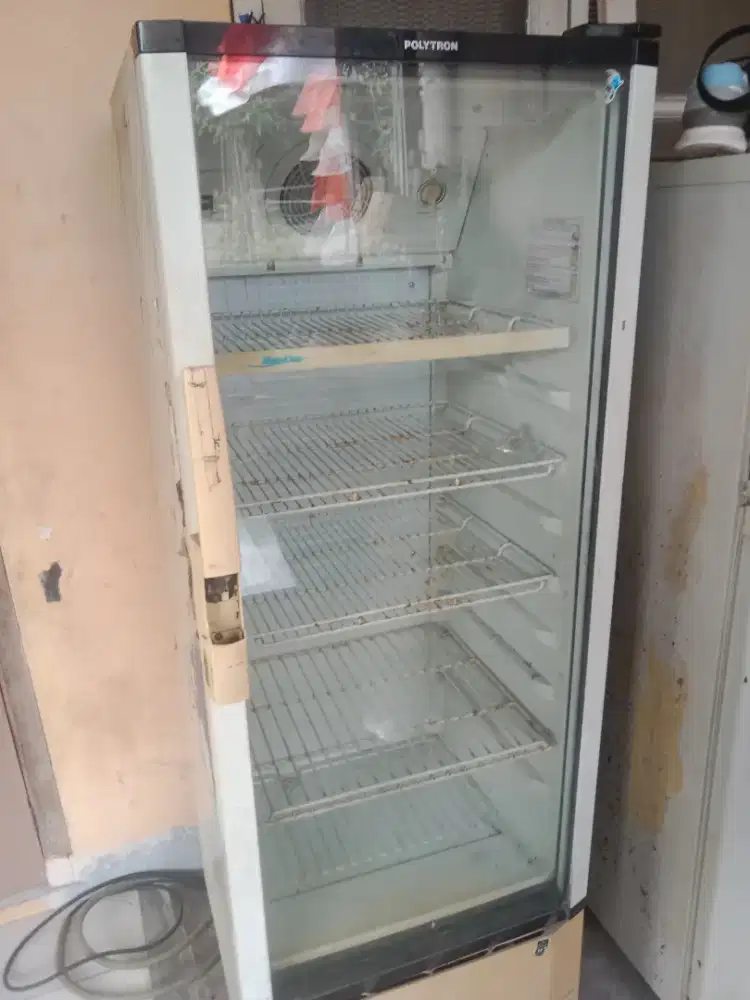 Frizer bekas masih bagus