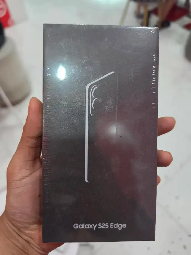 S25 EDGE 12/512