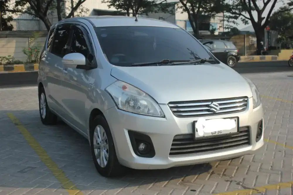 Ertiga Bensin 2013 MT.