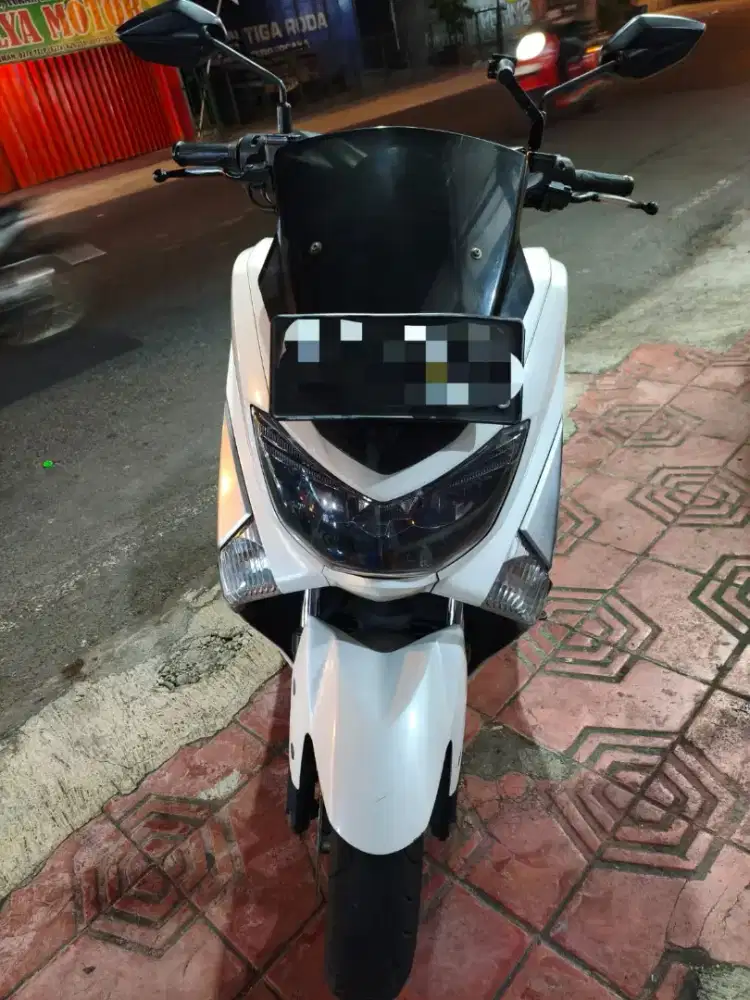 NMAX 2016 putih plat AD solo