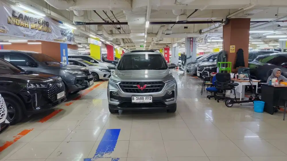 Wuling Almaz 3 seat sunroof 2019