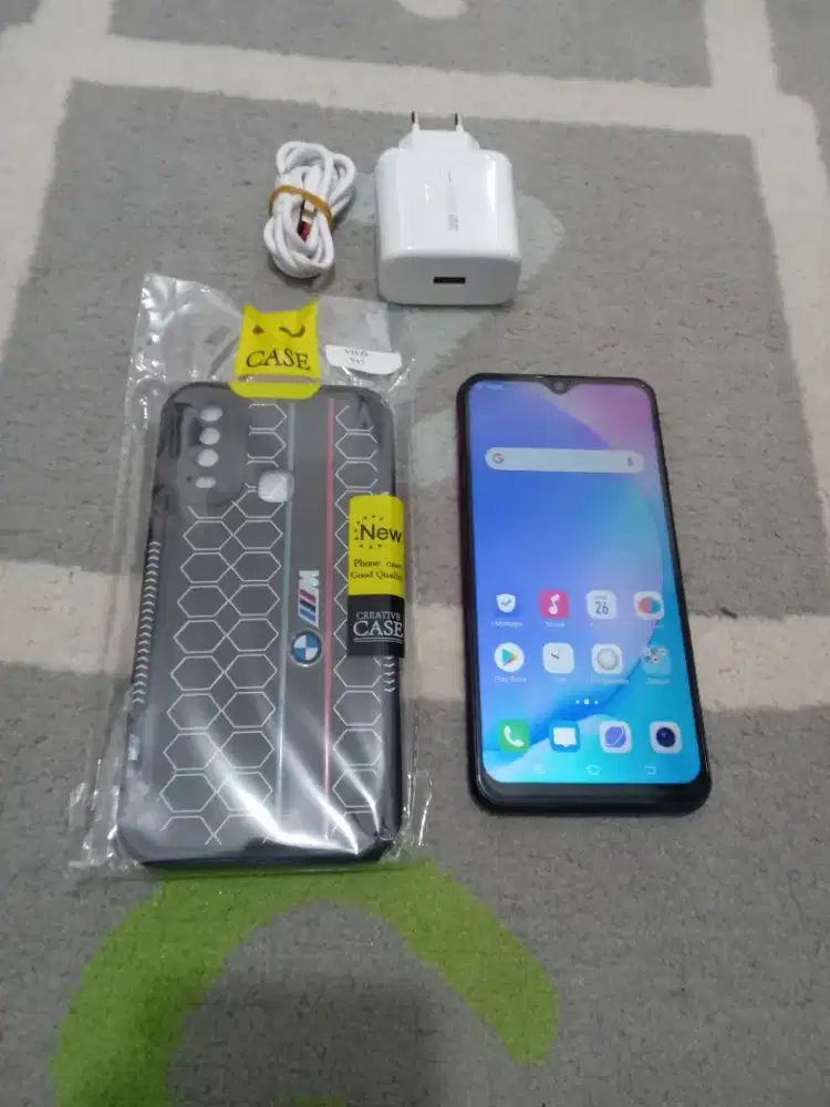 VIVO Y17 Ram 8GB warna merah
