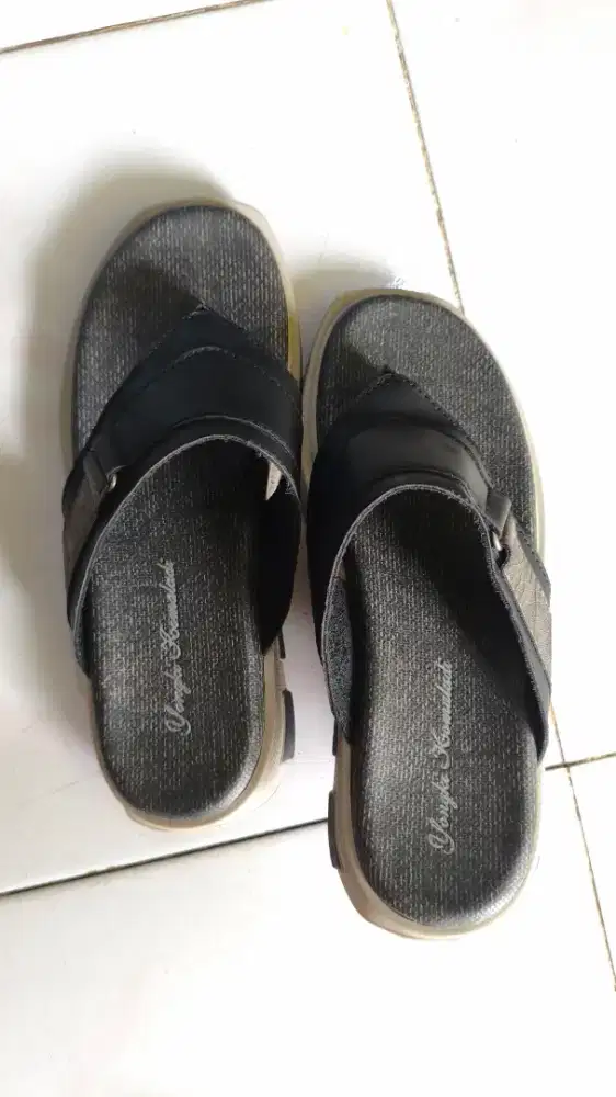 Sendal yongki komaladi