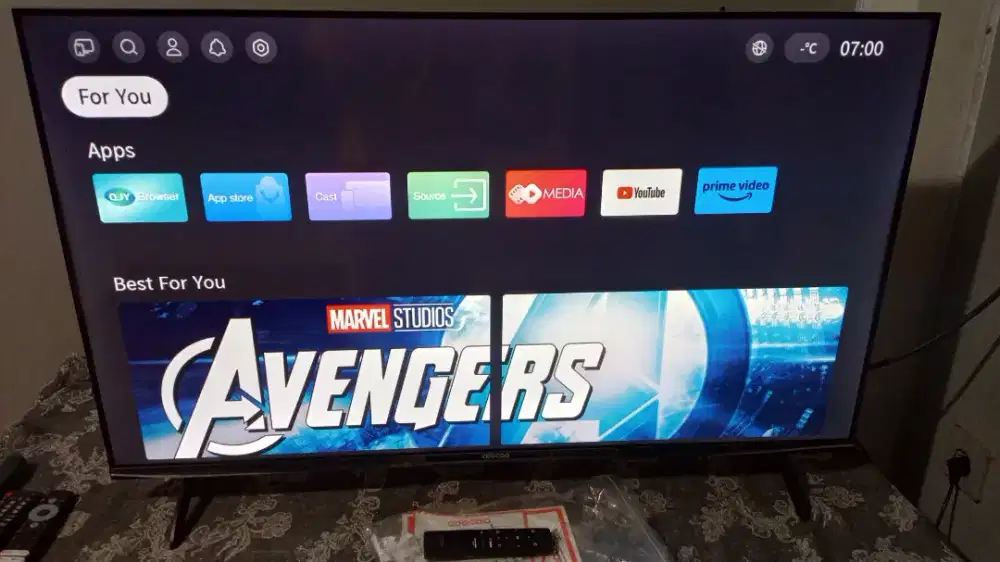 Tv led coocaa smart digital 2k 32inchi likenew