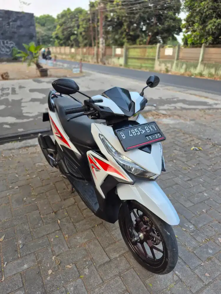 Jual Honda Vario 125 tahun 2017 surat lengkap
