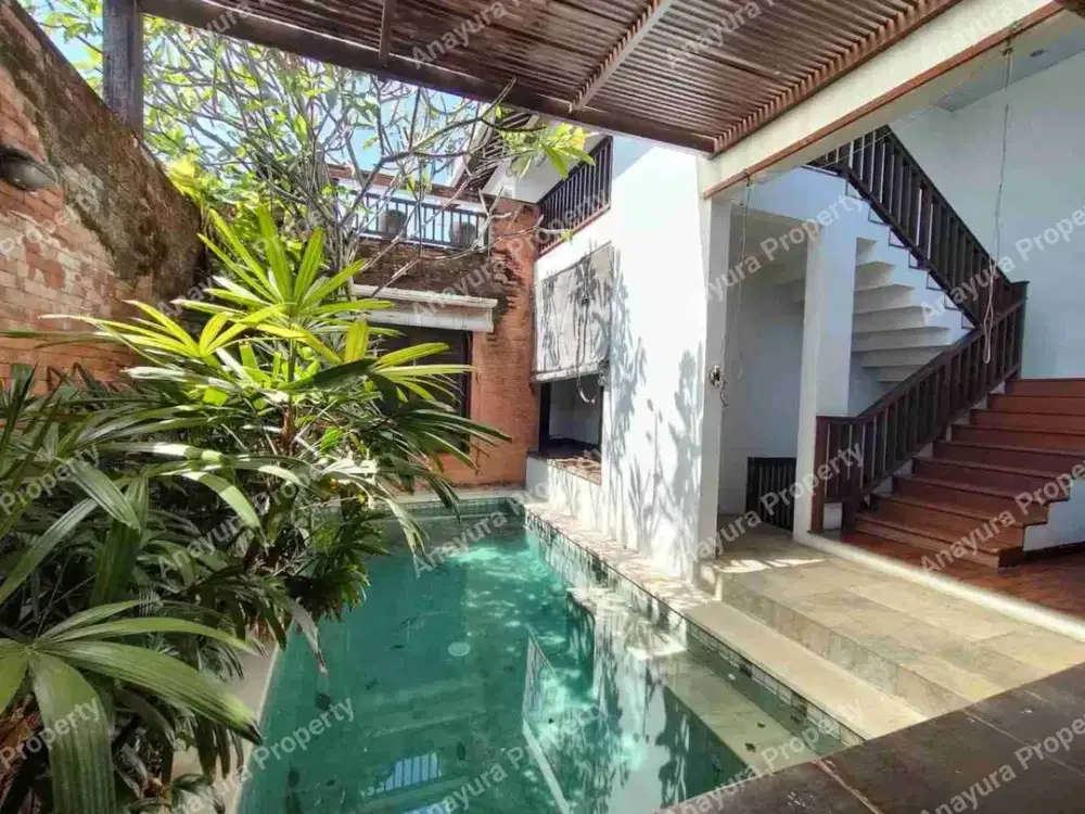 Villa 3BR Sanur Dekat Pantai
