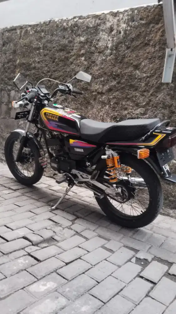 RX spesial tahun 77