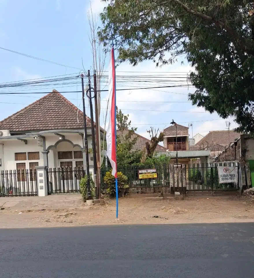Dijual Rumah Warisan di Jl. Raya Hayam Wuruk Gondanglegi