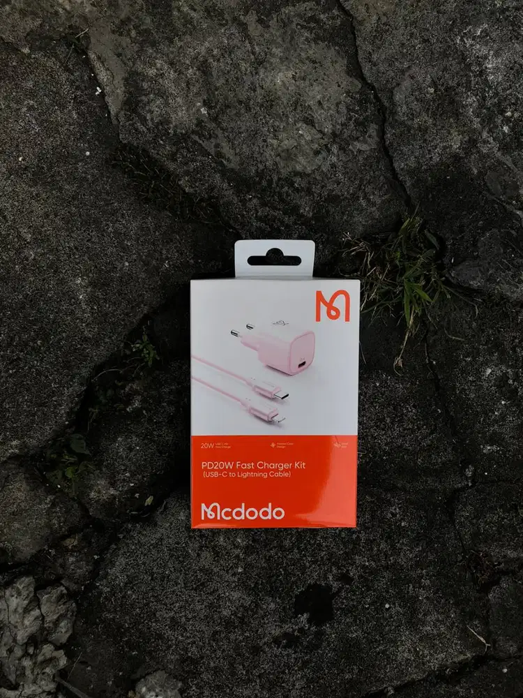 MCDODO Charger Set PD 20W with Type-C to Lightning Cable 1.2M CH-4025/