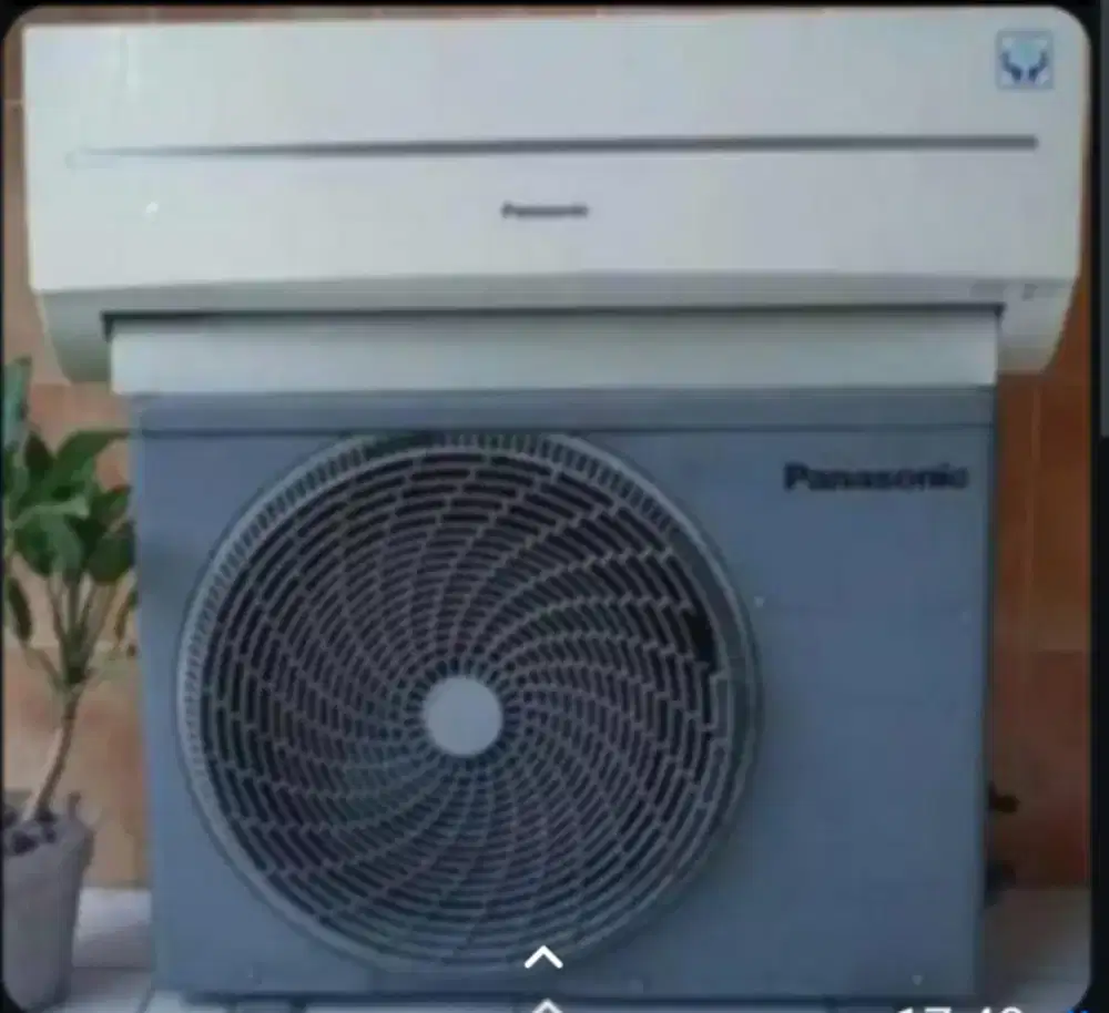Jual ac panasonic 1/2 pkR 32 lowwat 360 watt kondisi 95% ori semua