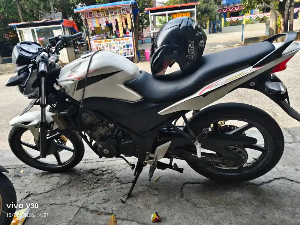 Jual cepat karna butuh duit