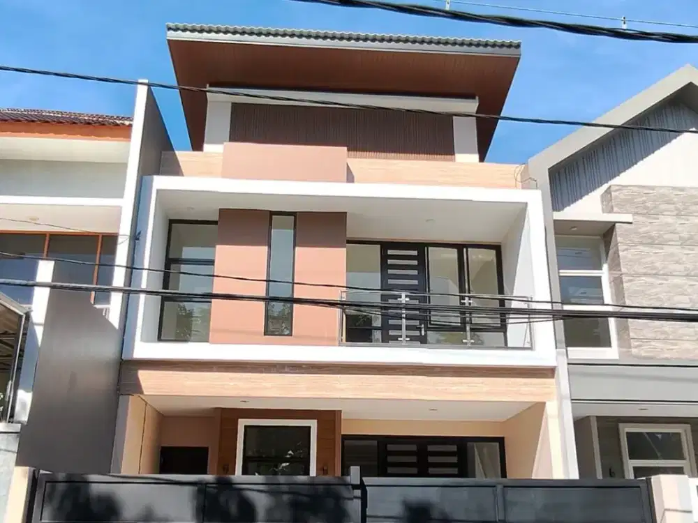Rumah Manyar Tirtoyoso 2 Lantai LT 140 m2 LB 218 m2 4+1 KT SHM