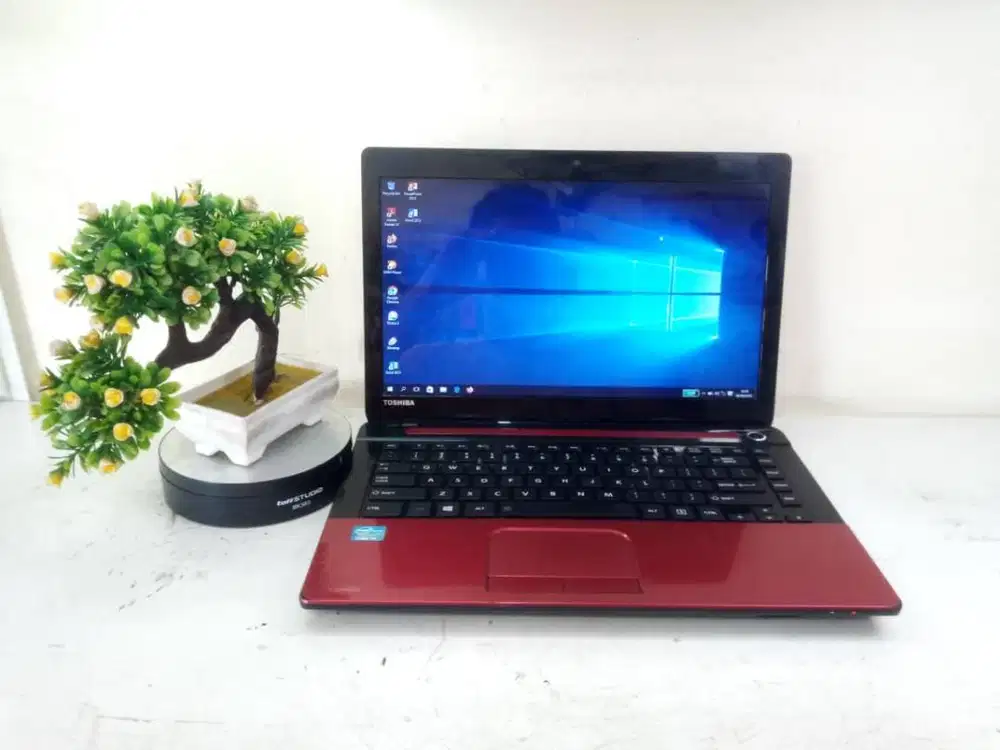 Jual Laptop Toshiba C40-A Core i3-3110M/4gb/500gb/14inci