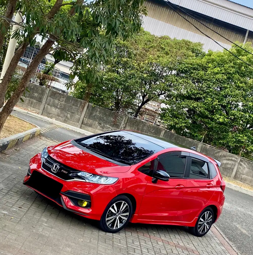 FACELIFT// HONDA JAZZ 1.5 RS GK5 AT 2018 ISTIMEWA