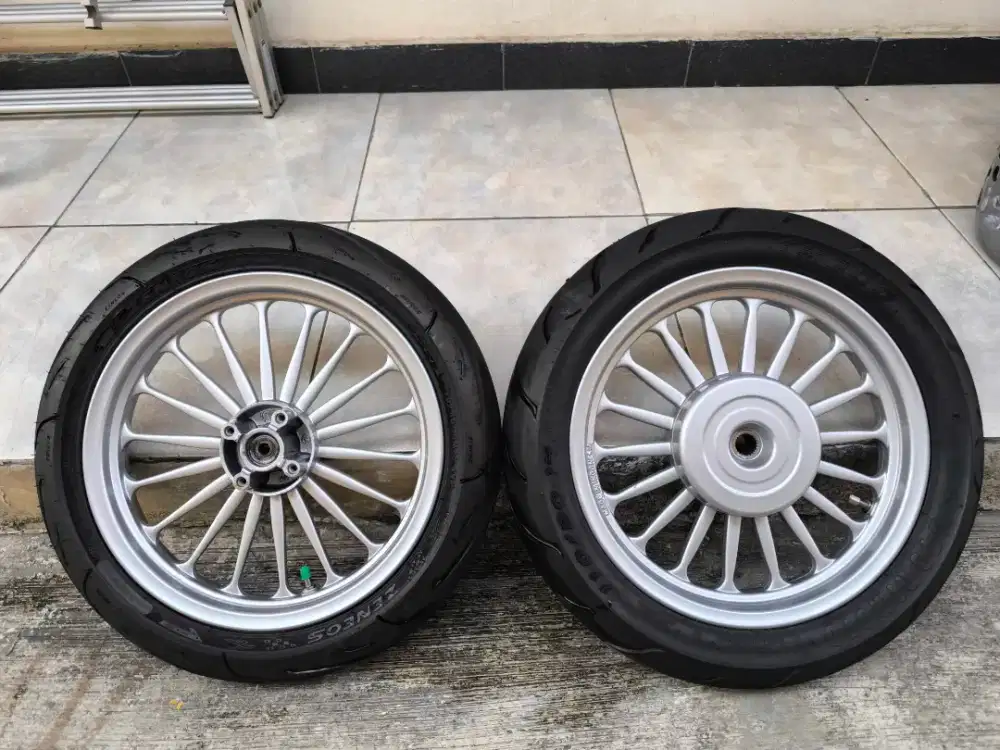 Velg vario 125/150 vrossi P18