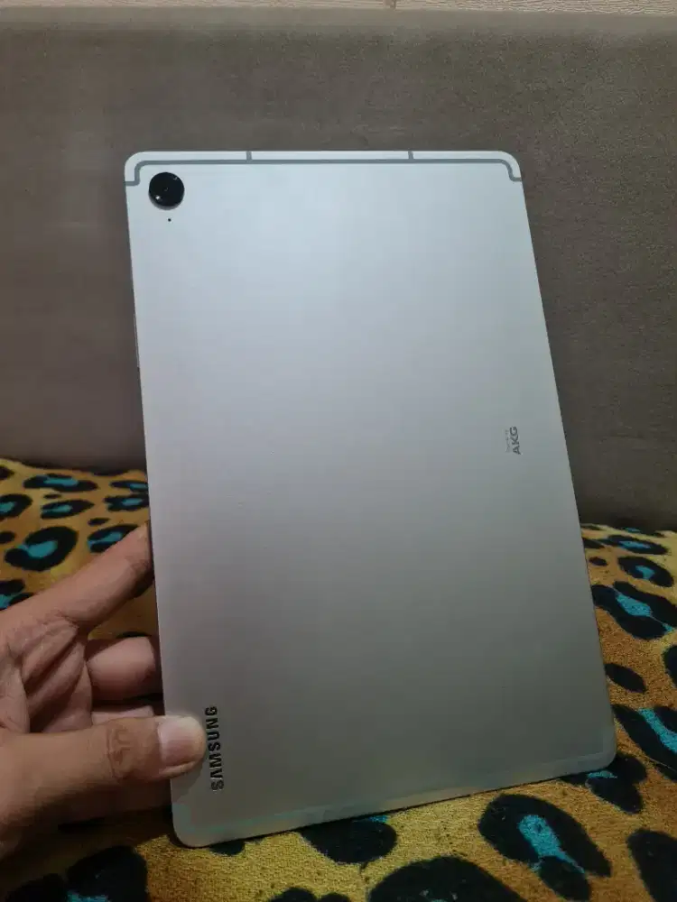 Samsung Galaxy Tab S9 FE 5G 6/128GB Wifi+Celuller Sein Indonesia
