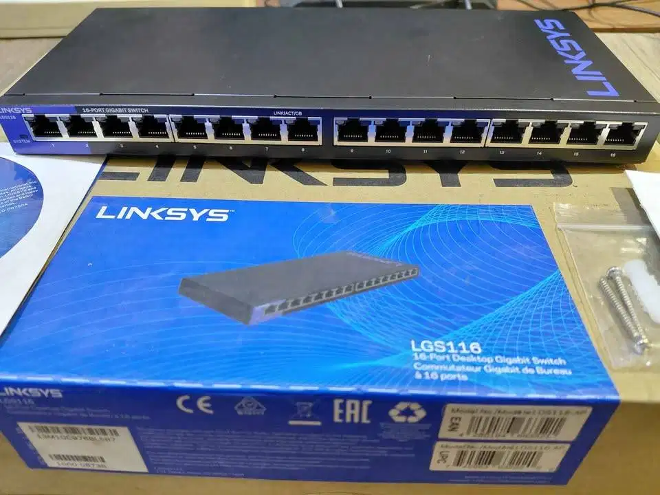 Desktop switch hub linksys lgs116 16 port lan