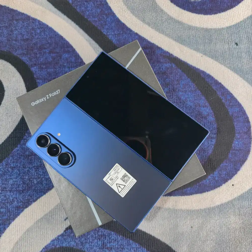 Samsung Galaxy Z fold 7 12/512 GB Second garansi