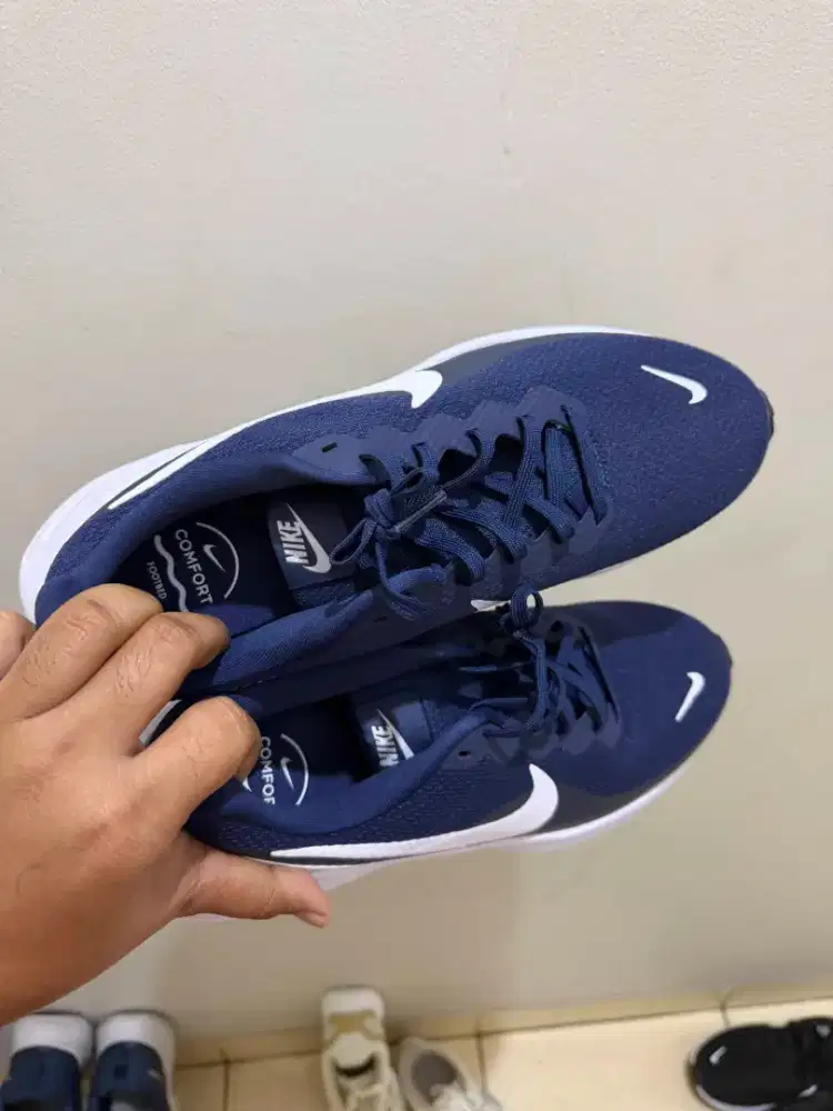 Jual cepat sepatu Nike revolution 8 ,ukrn 45