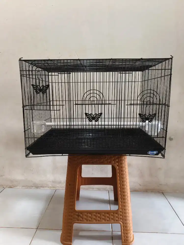 Jual Kandang Besi Umbaran Lovebird