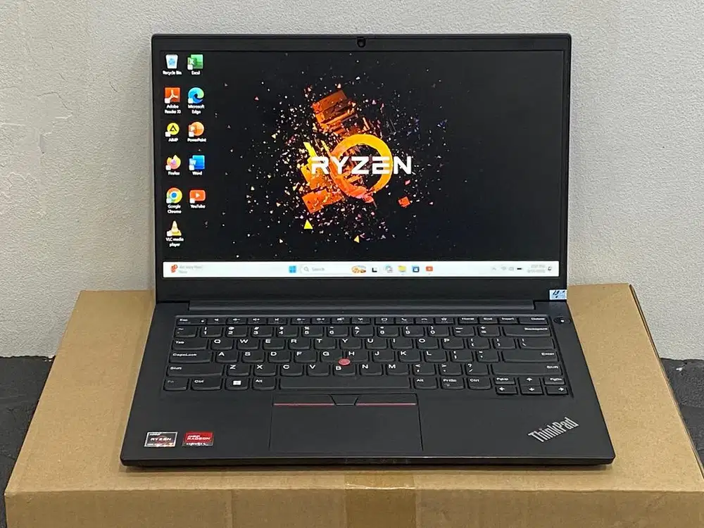 Laptop Lenovo ThinkPad E14 G3 AMD Ryzen 7-5700U