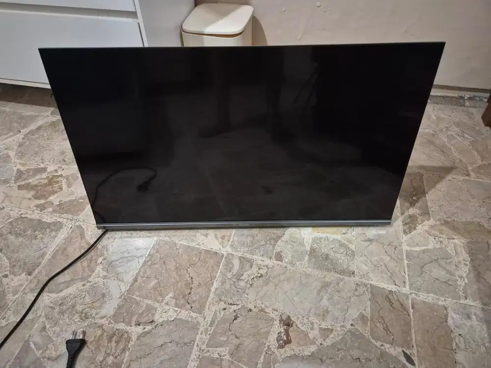 DI JUAL Tv coocaa 32 ich smart tv
