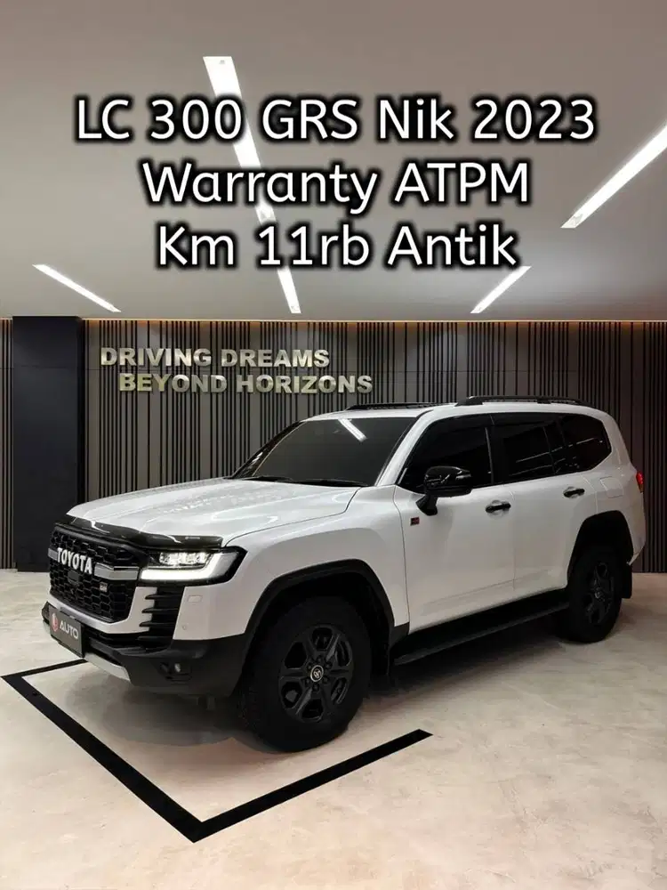 Toyota Land Cruiser LC300 GR 2023 Putih LC 300 GRS Km11rb B1400VLT