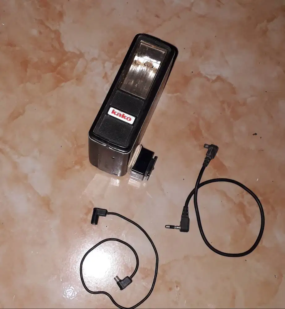 Lampu Blitz Kamera Analog