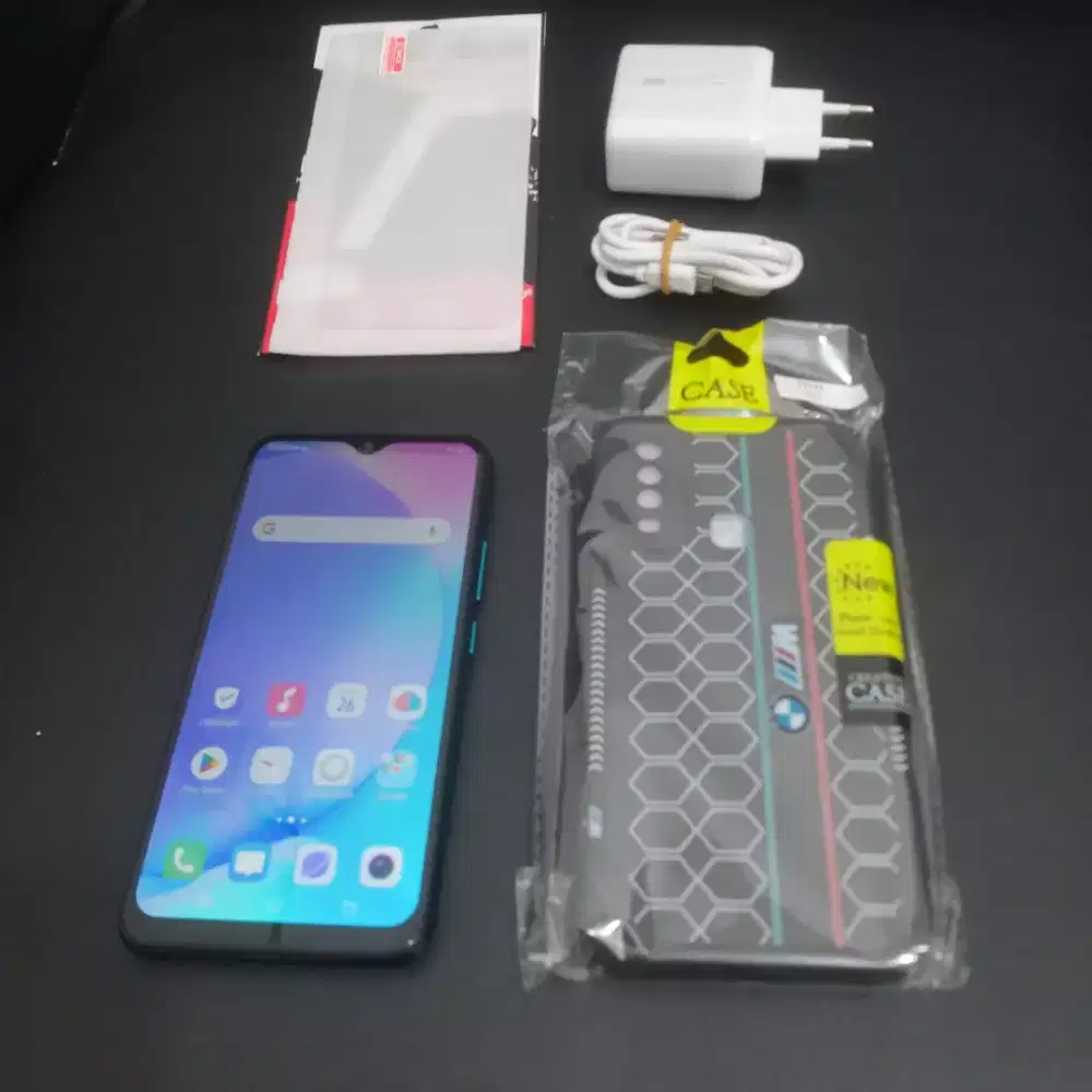 VIVO Y17 Ram 8GB warna biru