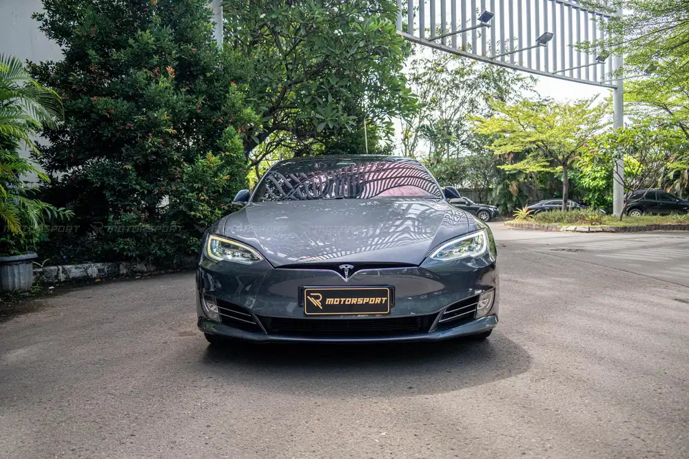 (ELECTRIC VEHICLE) listrik Tesla Model S 2020 low km performance