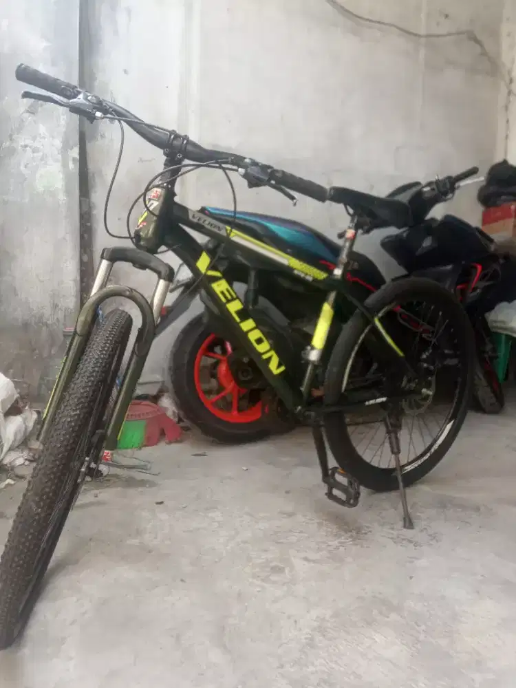 Sepeda gunung VELION ukuran 26