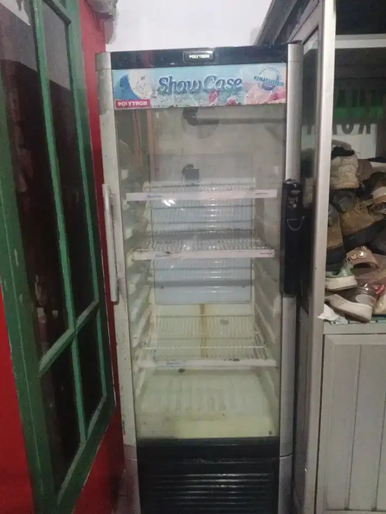 Showcase untuk minuman