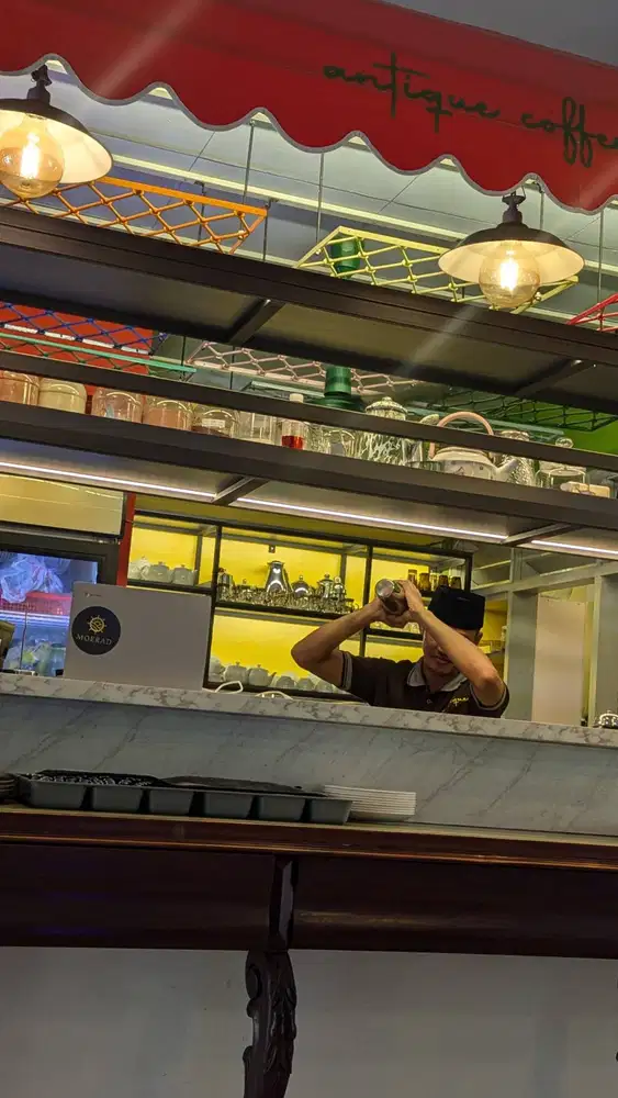 DIBUKA LOWONGAN KERJA RESTORAN & CAFE (KASIR SERVIS ONLY)