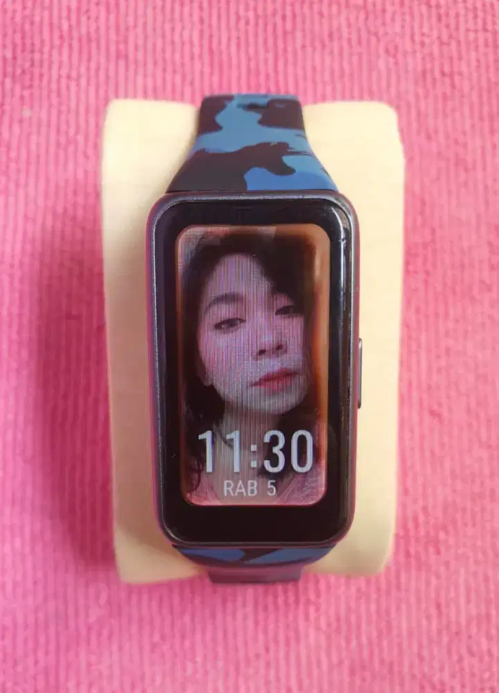 Huawei Band 6 (BACA DESKRIPSI)