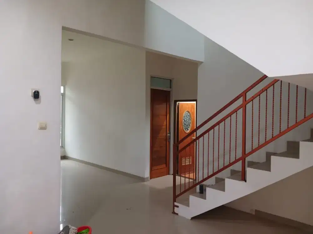 Dijual Rumah di Sektor 5 Bintarro Jaya Tangsel Dengan Harga Menarik dan Rumah Siap Huni AR-17658
