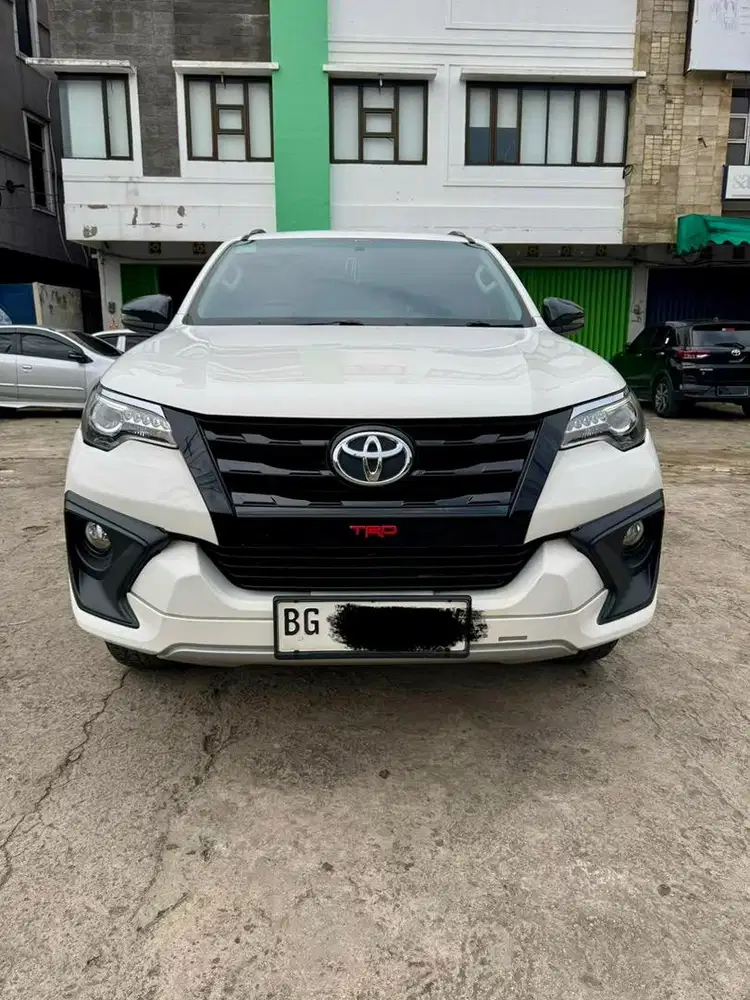 Toyota fortuner 2019 tipe vrz trd 2.4 A/T
